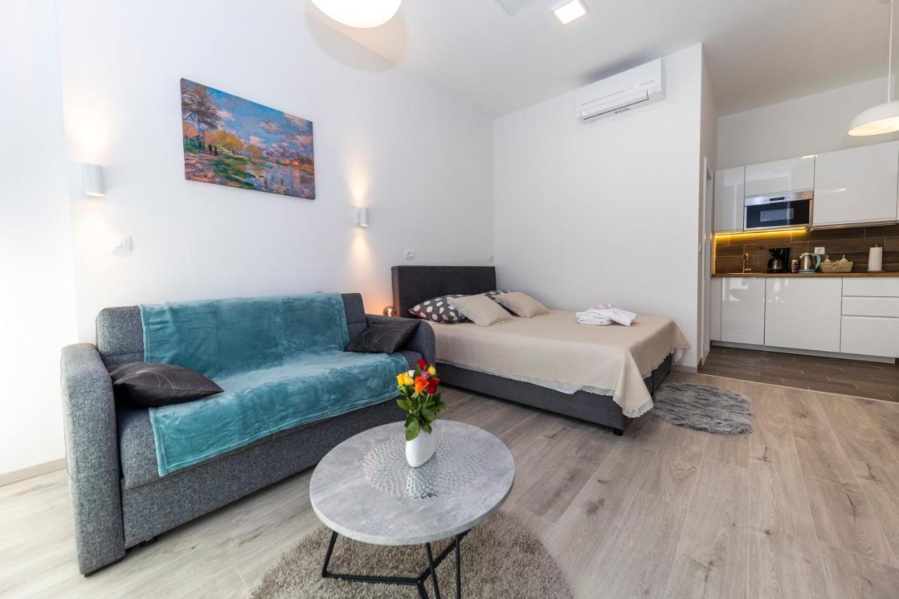 Studio Apartments Heart Of Zadar Exterior photo