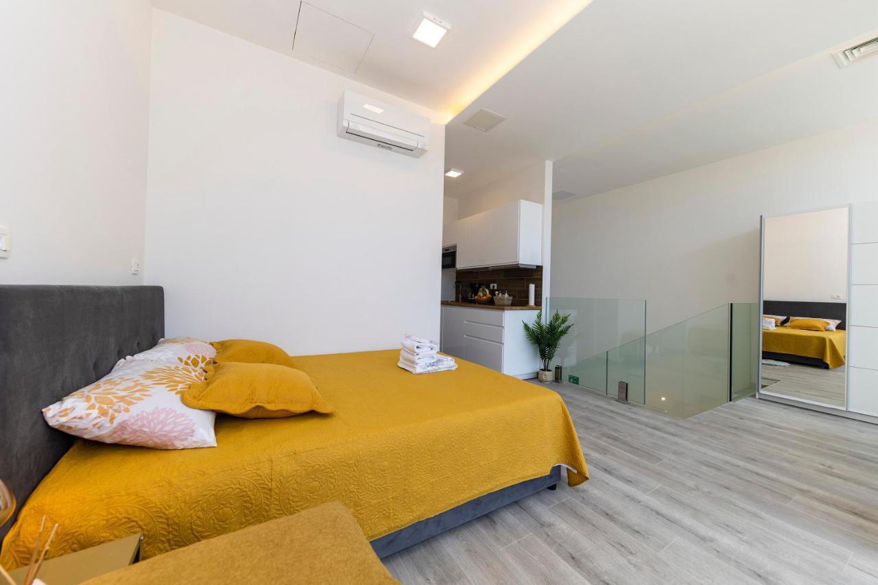 Studio Apartments Heart Of Zadar Exterior photo